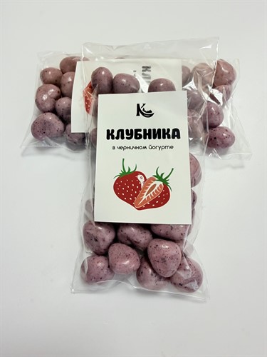Клубника в черничном йогурте 100г - фото 24025